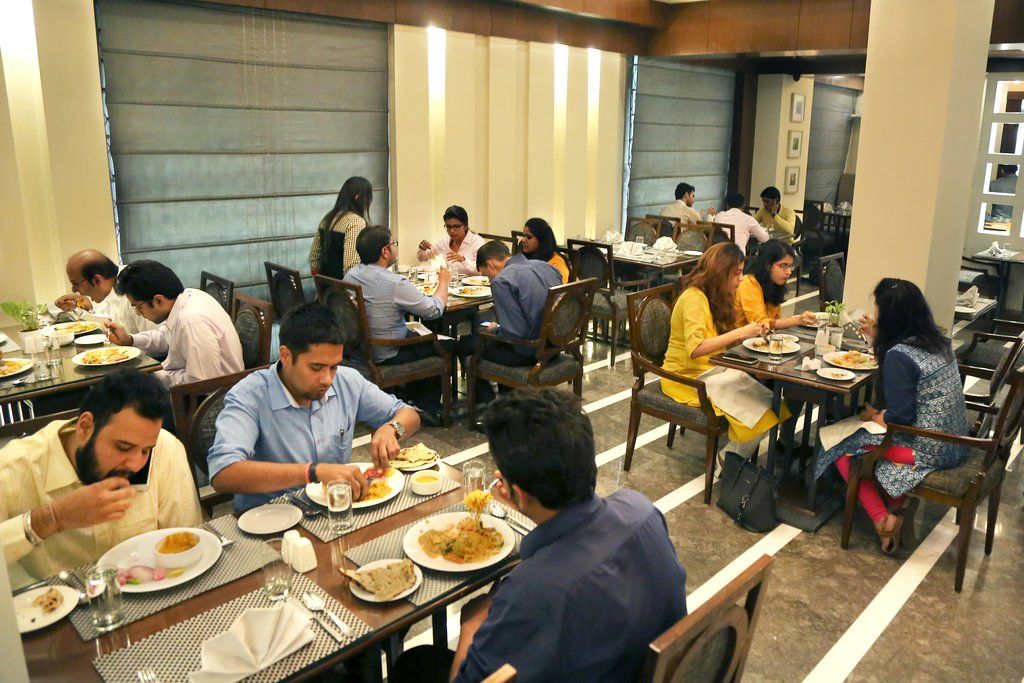 The Acura, Bmk Hotell Gurgaon Exteriör bild